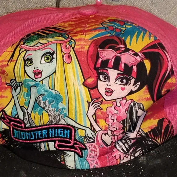 Kids Boss Queens Glitter T-Shirt & Monster High Baseball Hat SEE MEASUREMENTS - Picture 9 of 13